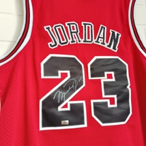 Red Jersey #23 Hand-Signed By Michael Jordan Chicago Bulls - COA - £585.79 GBP