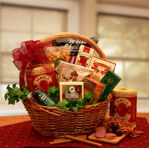 The Ultimate Snack Gift Basket- Christmas gift basket - Holiday Gift Basket - £47.01 GBP