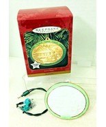 1999 Let it Snow Lighted Hallmark Christmas Tree Ornament MIB Price Tag - $9.89