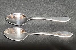 Retroneu All Stainless Steel Cascade Table / Soup Spoon 7.25" Set of 2 - $20.36