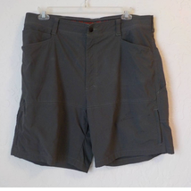 Wrangler Gray Shorts Men size 40 Outdoor Utility Elastic Waist Flat Front Zip Up - £11.89 GBP