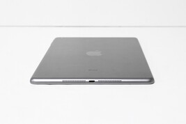 Apple iPad Air 1st Gen. A1474 16GB MD785LL/B - Space Gray image 4