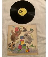 PANDA RECORDS  CHILD’S FIRST RECORD  Alphabet Song &amp; many nursery favori... - $279.29 MXN