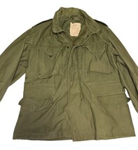 Vintage U.S. Army M-65 Field Jacket OG-107 Cold Weather Medium Regular 1970s image 3
