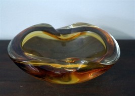 Amber Heavy 6.5&quot; Art Glass Ash Tray c1960&#39;s - £21.01 GBP