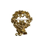 AJC Christmas Brooch Pin Gold Tone Dangling Cat Wreath 2&quot; - £15.03 GBP