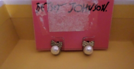 BETSEY JOHNSON NWT Gold Imitation Pearl With Rhinestone Bow Stud Earrings - $19.80