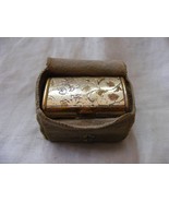 Vintage Ritz Powder Puff Compact Etched Floral Design Original Cloth Holder - $801.97 MXN