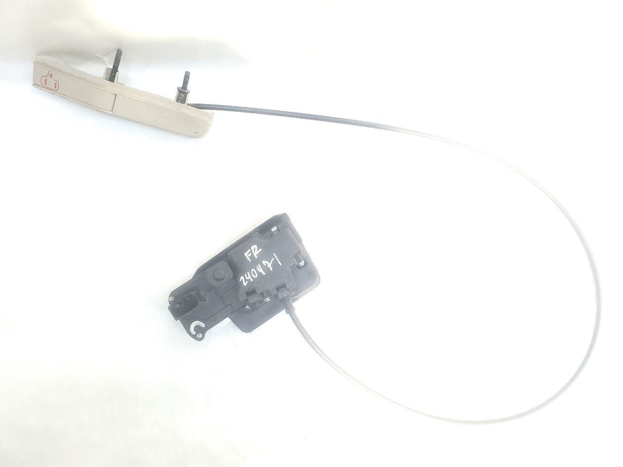 2005 Cadillac XLR OEM Right Door Lock Actuator With Cable - $111.38 2005 Cadillac XLR OEM Right Door Lock Actuator With Cable - $111.38