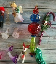 Sixteen (16) Holiday Decorations ~ Various Designs &amp; Materials ~ Ornamen... - $42.10 CAD