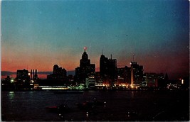 Skyline Night View Detroit Michigan MI UNP Unused Chrome Postcard L1 - $2.92