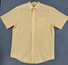 L.L. Bean Wrinkle Resistant Yellow Gingham Short Sleeve Button Down Shir... - $29.69