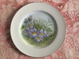 Vintage hand painted plate decorative plate purple flowers 10&quot; - €38,38 EUR