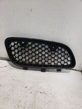 Passenger Grille Recessed In Bumper Fits 97-03 GRAND PRIX OEM - $22.72