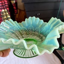 Leaf and bead pattern opalescent 8 1/2 bowl crimped or ruffled edge Nort... - £22.50 GBP