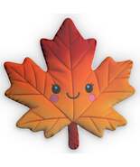 Maple Leaf Plushie Pillow, Autumn Home Decor, Fall Throw Pillow, Nature ... - €39,50 EUR