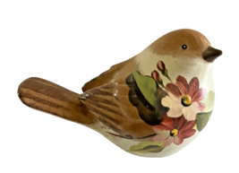 Figurine Bird 4&quot; Ceramic Pottery Painted w/ Flowers Signed w/ a Heart - £11.10 GBP