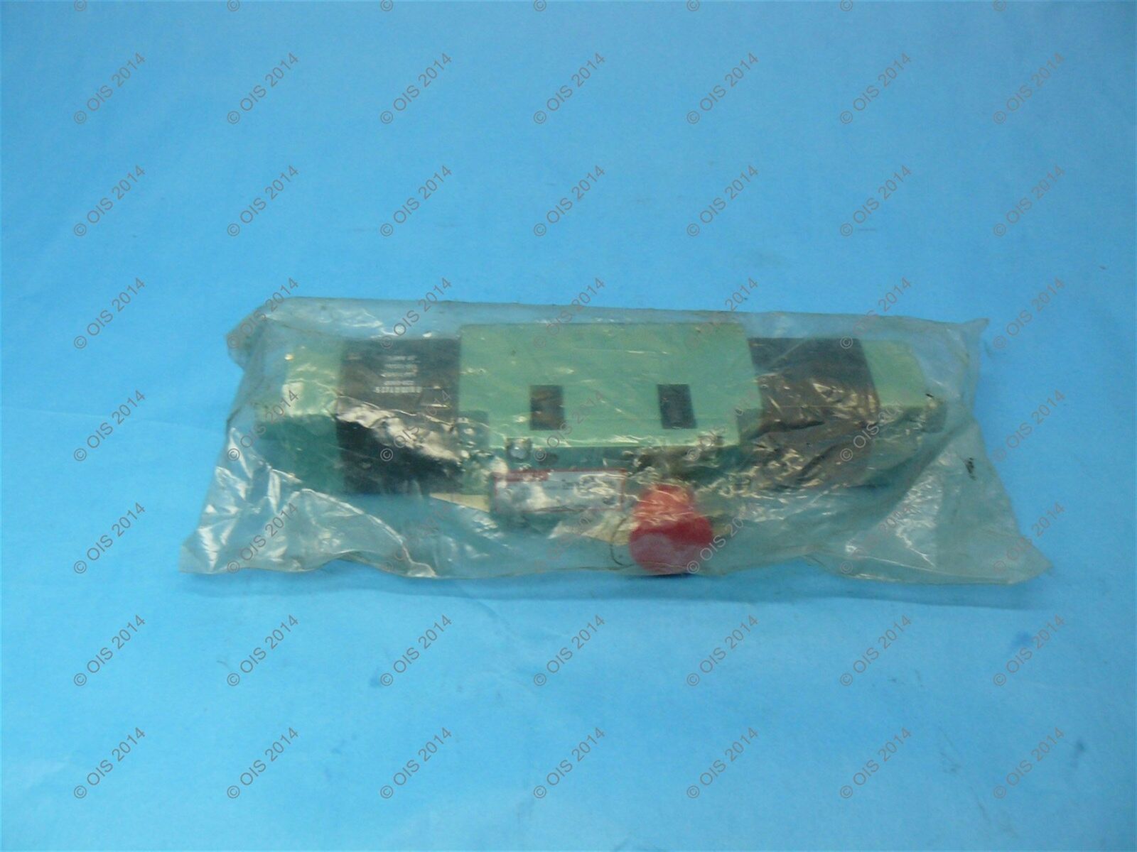 Numatics A12SS6008 Double Solenoid Valve 120 VAC New - $64.99