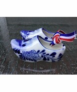 SET OF 2 DELFT BLUE SMALL CERAMIC HANDPAINTED HOLLAND POTTERY SHOE CLOG ... - $179.51 MXN