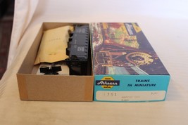 HO Scale Athearn, 4 Bay Hopper, E.J.&amp;E. Chicago Outer Belt Line, Black #... - $28.50