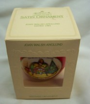 Hallmark 1981 Joan Walsh Anglund 3&quot; Tree Holiday Satin Ball Ornament 1980&#39;s - £13.06 GBP