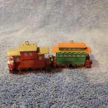 Hallmark Keepsake Ornament Se Caboose &amp; Railroad Car replacement  - £7.51 GBP