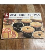Mini Fluted &amp; Tube Cake Pan Makes 6 Mini  Cakes Each Baker&#39;s Advantage NIB - €15,99 EUR