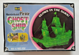 Vintage 1978 Revell Pirate Ghost Ship H-519 Model Kit Glows in Dark - £24.56 GBP