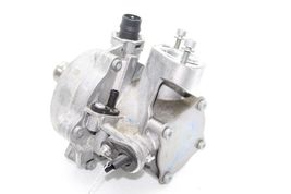 11-16 BMW 535I Vacuum Pump F3189 image 3