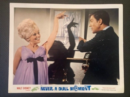 NEVER A DULL MOMENT LOBBY CARD-WALT DISNEY Dick Van Dyke, Joanna Moore 1... - $176.70 MXN