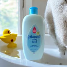 Johnson&#39;s Baby Bath, 500ml – Everyday Gentle Cleansing - $183.84 MXN