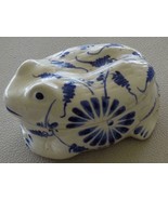 Wonderful Blue &amp; White Porcelain Frog Figural Trinket Box - VGC - SUPER ... - $24.74