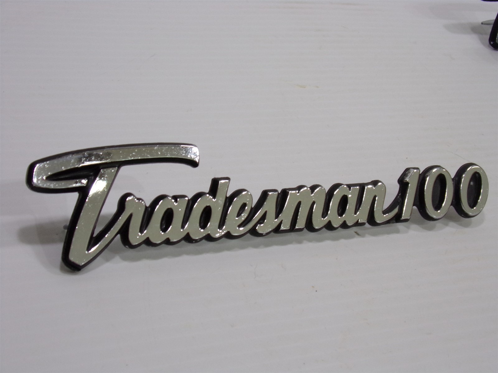 1970 - 1978 Dodge Tradesman 100 Van Emblem NOS 2956456 1971 1972 1973 1974 1975 Item image 4