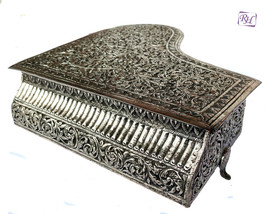 Bañado en Plata Antigüedad Europeo Caja Tienda Artículo Joyero Piano Forma Caja - £198.13 GBP