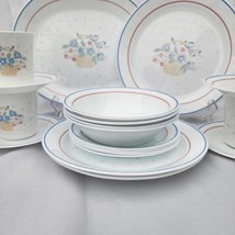 Corelle Country Cornflower 21-Pc Dinnerware Set 1980&#39;s - $168.29