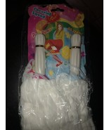 New In Package Cheering Squad Pom Poms Halloween Party Accessory  - $74.50 MXN
