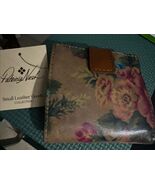 New Patricia Nash Astra Bifold wallet Vintage Victorian Garden Rose NWT - $63.35 CAD