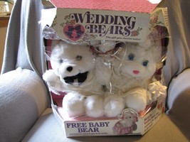 RARE Vintage commonwealth wedding bears with Paper work and box 1985 - £59.34 GBP