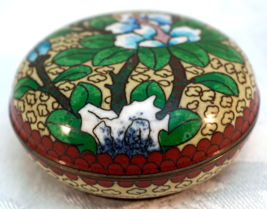 Chinese Cloisonné Round Lidded Trinket Box With Bright Well made Flowers - £25.97 GBP