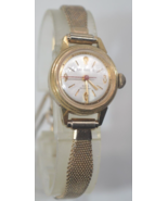 Vtg Caravelle M9 Womens wind up watch Runs great &#39;&#39;GUARANTEED&#39;&#39; - £23.63 GBP