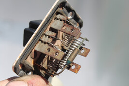 2003-2004 FORD MUSTANG V6 HEATER BLOWER MOTOR RESISTOR  K2712 image 6