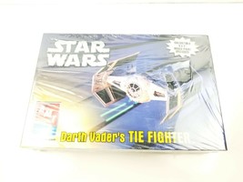 2006 AMT Star Wars Darth Vader&#39;s Tie Fighter w Movie Print 38270-1HD New - £23.97 GBP