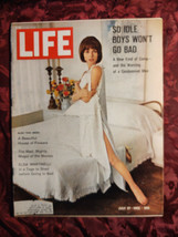LIFE Magazine July 27 1962 Elsa Martinelli Tropic Rover - $6.89