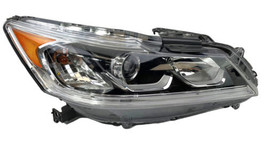 2016-2017 For Honda Accord Sedan Headlight Lamp Right RH Passenger Side - £104.39 GBP