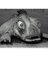 OUTER LIMITS   TOURIST ATTRACTION  MONSTER  8X10 PHOTO - $13.58 CAD
