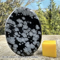 Snow flake obsidian palm worry stone for loneliness and negative energy release - £8.96 GBP