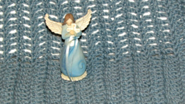 ANGEL blue gown carrying white cross w prayer on gown 4&quot; tall (B) - £4.74 GBP