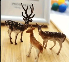 Dollhouse Christmas Sika Reindeer Miniature 3 Piece Set - $93.37 MXN