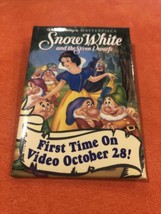 Vintage 1994 Snow White First Time On Video Disney Promotional Movie Pin - £7.78 GBP