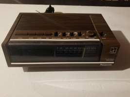 Panasonic FM/AM Alarm Clock Radio (Model No. RC-6050) - £14.82 GBP